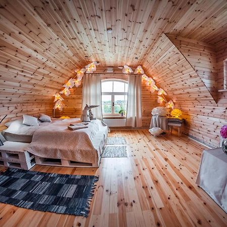 Handmade Latgola - Vairak Ka Vienkarsi "Naktsmitne" Līvāni Exteriör bild